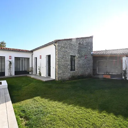 Maison Ars-en-re, 6 Pieces, 12 Personnes - Fr-1-258-133 Holiday home