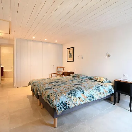 Holiday home Maison Ars-en-re, 6 Pieces, 12 Personnes - Fr-1-258-133 *